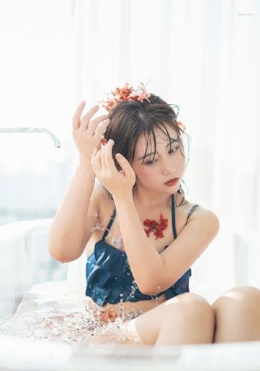 角头2普通话免费完整在线观看_十万网红美女美酱